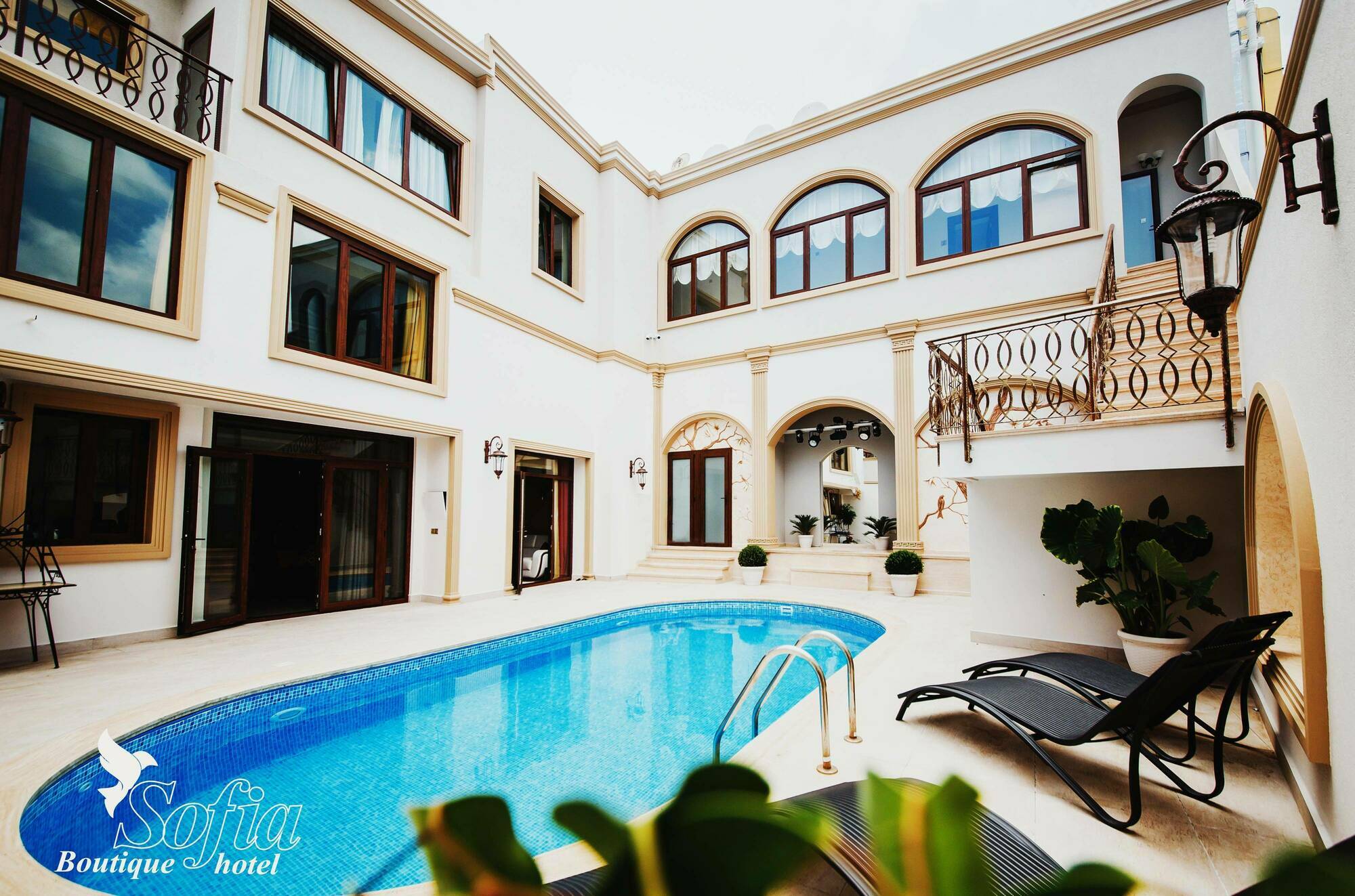 Sofia Boutique Hotel Кирения Экстерьер фото